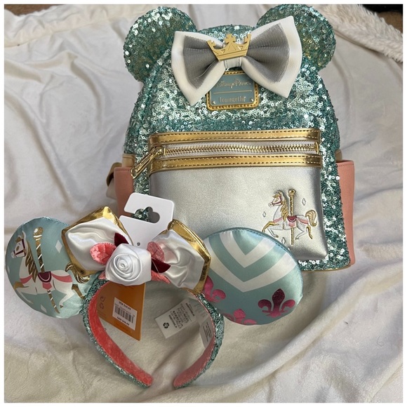 Loungefly Minnie Mouse Main Attraction King Arthurs Carousel Backpack and Ears - Picture 2 of 11